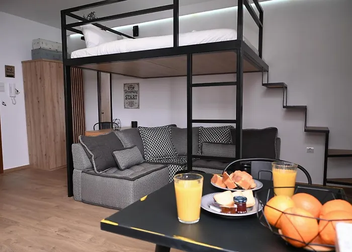 Urban Loft By Neuvel
